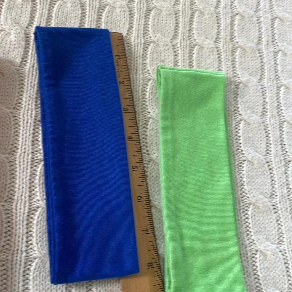 Women’s head hair bands 4 in lot 3 colorful cotton 1 faux fur that can over ears